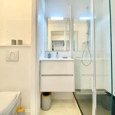 Apartament Capcentre 4 Pax Piscine Et Vue Mer Cap Esterel Agay *